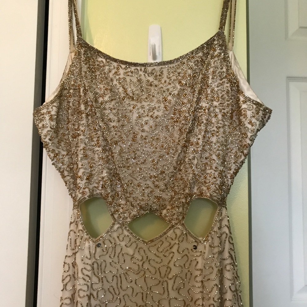 Beaded, long Prom dress - Picture 2 of 7